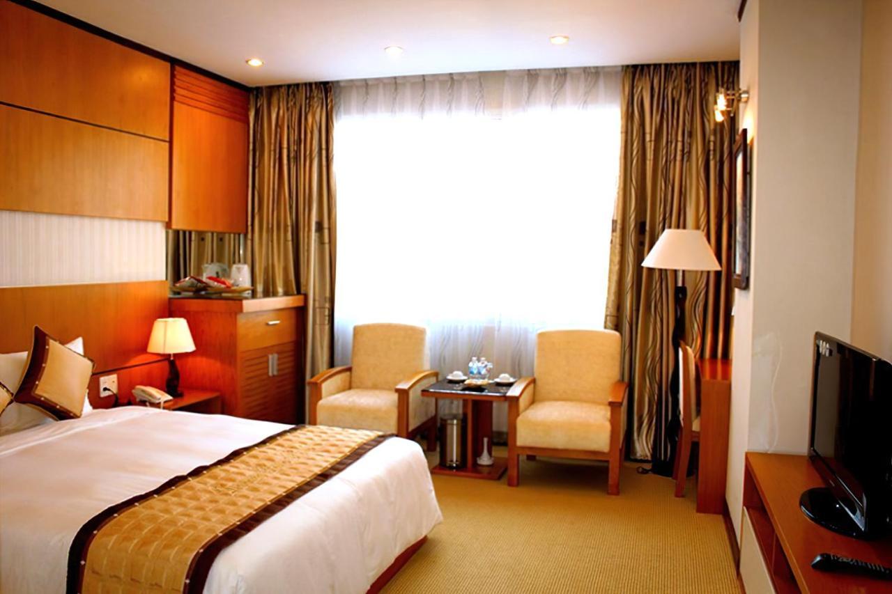 Danang Petro Hotel Eksteriør bilde